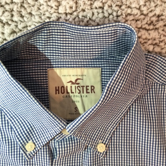 Hollister Casual Button Down Shirt - Picture 4 of 6